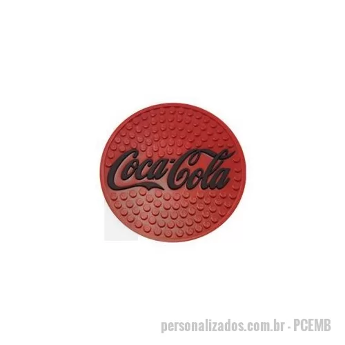 Acessório para bar personalizado - Porta Copo Personalizado Funções: Além de proteger e manter o local limpo, os Bar Mats também podem ser usados como uma superfície antiderrapante, evitando que copos e garrafas escorreguem. Medida: 9 cm Diâmetro Material : PVC emborrachado Peso: vari