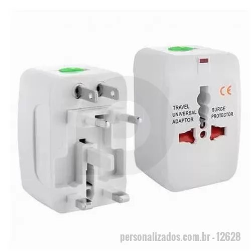 Adaptador de tomada universal personalizado - Adaptador universal branco em plástico resistente.Possui plug EUROPE: para uso basta puxar a tomada cental, para guardar empurrar para dentro. Plug UK/SP: empurre o botão verde de lock para unlock e a tomada irá pra fora, para guardar basta empurrar a tomada de volta para dentro e empurre o botão para lock(neste processo é necessário segurar a tomada enquanto trava). Plug USA/JAPAN/AUST/THAI: empurre o botão verde de lock para unlock e a tomada irá pra fora, para guardar basta empurrar a tomada de volta para dentro e empurre o botão para lock(neste processo é necessário segurar a tomada enquanto trava). Parte central basta conectar algum dispositivo e utilizar as outras tomadas para conectar à energia. Quando o adaptador estiver com a luz vermelha acesa significa que está funcionando.