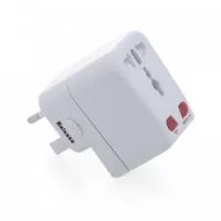 Adaptador de tomada universal