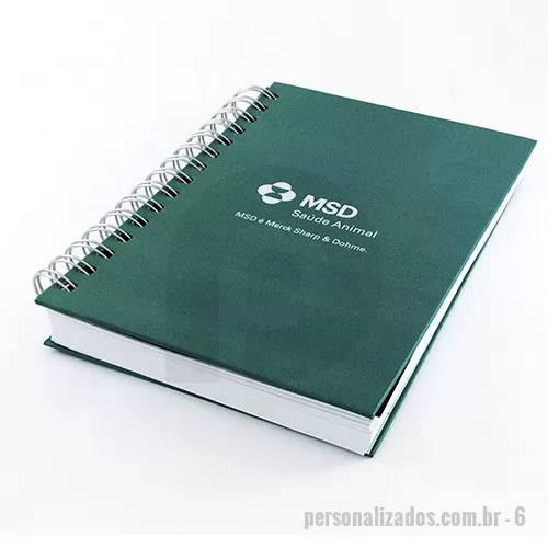 Agenda personalizada - Fabricação própria, agendas personalizados do seu jeito. Permite lâminas de publicidade. Tamanhos 15x21 cm. Capa impressa em 4 cores, miolo de agenda diária impresso em duas cores contendo 4 idiomas, Dados pessoais, contatos telefônicos, mapa mundi colorido completo e calendário dos dois próximos anos. Acabamento em wire-o. 