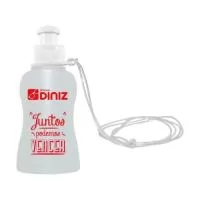 Álcool Gel To Go é composto por álcool 70° INPM que combate 99,9% dos germes durante a higienização das mãos. É hidratante e ideal para você! Embalagem portátil de 80ml, personalizada com a logo de sua empresa. Acompanha cordão de silicone. Fabricado com qualidade e segurança certificadas, conforme regulamentação da ANVISA.  ANVISA - 25351.450280/2020-04