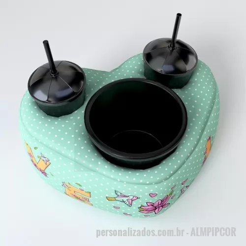 almofada porta pipoca personalizada - Almofada Porta Pipoca Coração Personalizada, Nossa almofada de pipoca coração em ISOFLEX é perfeita para quem valoriza momentos de lazer com conforto e estilo. Seja para uma noite de cinema a dois ou uma maratona de séries com amigos, este brinde promocional é uma escolha inteligente e prática para promover sua marca ou evento.  Escolher nossa Almofada de Pipoca Coração em ISOFLEX é investir em qualidade, personalização e eficiência, garantindo um brinde promocional que será apreciado e lembrado por todos que o receberem.