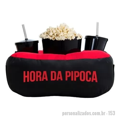 almofada porta pipoca personalizada - Kit Pipoca conta com uma almofada em oxford gravação frontal sem limites de cores, com opção de acompanhamento 01 ou 02 lugares para copos c/ tampa e canudo e 01 balde de Pipoca de 1,6 Lts