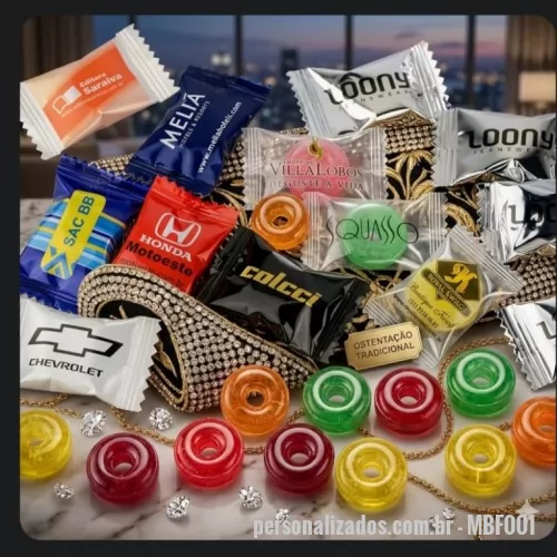 Bala personalizada - Balas Personalizadas Tradicionais com Frutas Sortidas é uma ótima opção de brinde promocional e uma ferramenta perfeita para fidelizar o seu cliente.