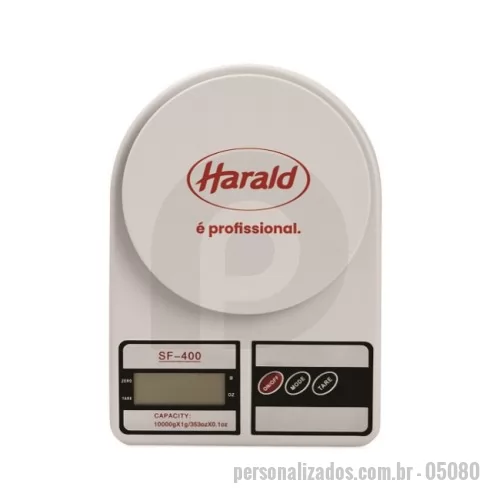 Balança personalizada - alança digital plástica para cozinha com capacidade até 10kg. Unidade de medidas em gramas, onça (oz) e modo de pesagem tara. Funcionamento através de 2 pilhas AAA - acompanham pilhas teste.