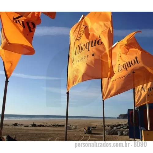 Bandeira personalizada - Fabricamos bandeiras sob medida para eventos,empresas,torcidas.