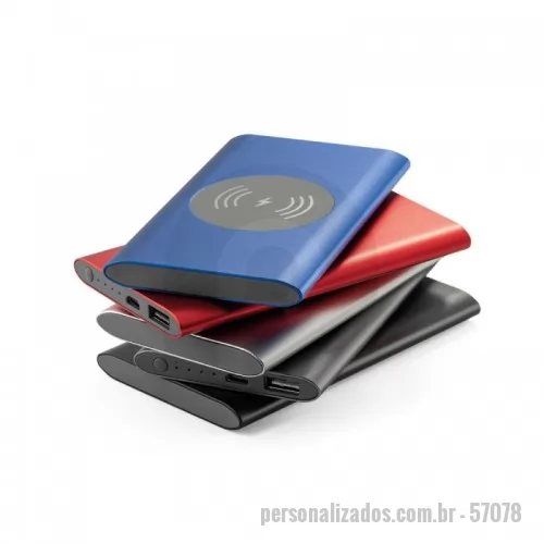 Bateria personalizada - Bateria portátil e carregador wireless em alumínio com bateria de polímero de lítio. Contém uma capacidade de 4.000 mAh e tempo de vida de ? 500 ciclos. Entrada 5V/2A e saída 5V/2A, com LED indicador de carga. Incluso cabo USB/micro USB para carregar a bateria. Fornecida em caixa presente. 123 x 70 x 10 mm