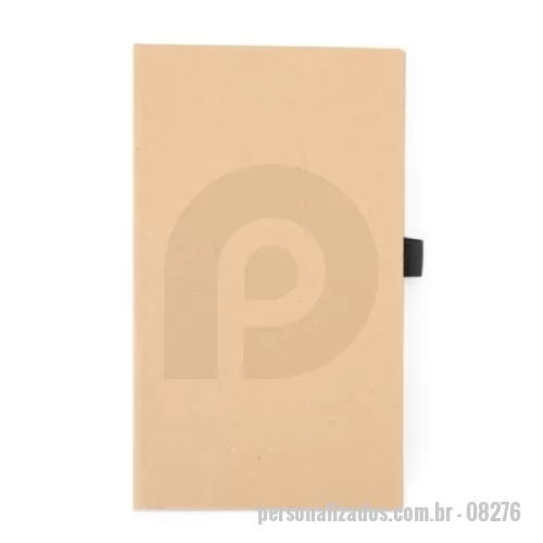 Bloco adesivado personalizado - Bloco de Anotações com Autoadesivos em Kraft Personalizado: Organização Sustentável para o Seu Dia a Dia  Apresentamos o Bloco de Anotações com Autoadesivos em Kraft Personalizado, a solução perfeita para quem busca organização, praticidade e sustentabilidade em um único produto. Ideal para uso pessoal, profissional ou como um brinde especial, este bloco de anotações oferece tudo o que você precisa para registrar suas ideias e manter sua rotina organizada de forma eficiente.  Características Material ecológico: Capa em Kraft, uma opção sustentável e com design rústico e elegante. Folhas marfim: Aproximadamente 80 folhas para anotações e registros importantes. Autoadesivos coloridos: Bloco autoadesivo rosa com 25 folhas e autoadesivos coloridos com 24 unidades para marcar e destacar informações importantes. Suporte para caneta em nylon: Mantém sua caneta sempre à mão, facilitando o acesso e evitando perdas. Organização prática e eficiente: Ideal para acompanhar uma rotina cheia de anota