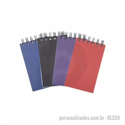 Bloco Anotações personalizado - Bloco de anotações capa dura em kraft com wire-o. Contém aproximadamente 100 páginas não pautadas na cor branca. Ideal para brindes personalizados, feiras de cosméticos e eventos corporativos.