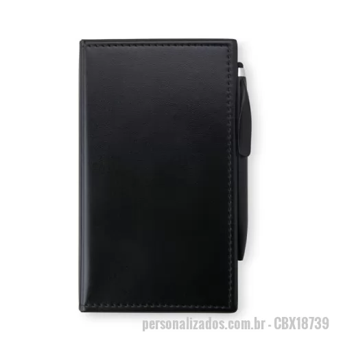 Bloco Anotações personalizado - Bloco Anotações Personalizado - CBX18739 - Kit de Anotações com Couro Sintético e Caneta Touchscreen – Organização com Elegância  Este sofisticado kit de anotações é perfeito para quem valoriza organização com estilo. Produzido em couro sintético, contém três blocos com aproximadamente 50 folhas cada, além de um conjunto de cinco marcadores plásticos autoadesivos com cerca de 25 folhas por cor. Acompanha uma caneta plástica touchscreen com carga esferográfica azul (1.0 mm) e acionamento por rotação. Ideal para reuniões, estudos ou uso corporativo.  Especificações:  Altura: 19,2 cm  Largura: 12 cm  Espessura: 1,8 cm  Área para gravação: • Bloco: 17 cm x 8,5 cm • Caneta: 2,5 cm x 0,1 cm  Tamanho da caneta: 14,1 cm x 1,6 cm  Peso aproximado: 222 g - 175968 - Bloco Anotações