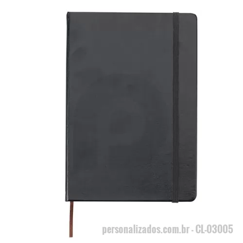 Bloco Anotações personalizado - Caderneta de couro sintético, marcador de página em cetim e fita elástica para fechar. Contém aproximadamente 78 folhas amareladas sem pauta.