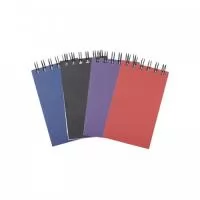 Bloco de anotações capa dura em kraft com wire-o. Contém aproximadamente 100 páginas não pautadas na cor branca. Ideal para brindes personalizados, feiras de cosméticos e eventos corporativos.