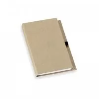 Bloco de anotações capa dura em kraft com porta caneta e wire-o. Contém aproximadamente 100 páginas não pautadas na cor branca. Ideal para divulgar sua empresa em eventos corporativos, brindes personalizados e campanhas promocionais.