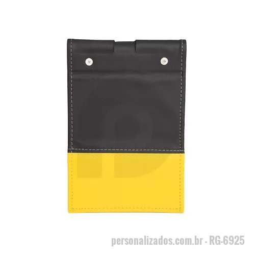 Bloco personalizado - Bloco de anotações em couro sintético com porta caneta. Possui aproximadamente 100 folha brancas sem pauta.