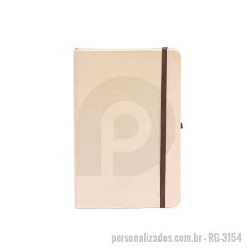 Bloco personalizado - Feita para manter todas as ideias em um só lugar, esta caderneta apresenta uma capa dura de couro sintético com acabamento brilhante, acrescentando um toque de classe no dia a dia. Além disso, possui marcador de página em cetim e elástico de fechamen