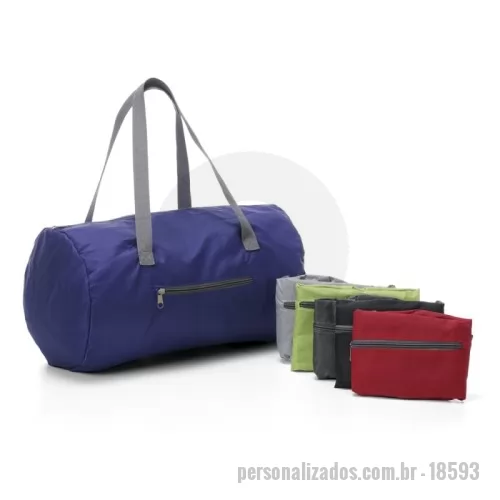 Bolsa de viagem dobrável personalizada - Bolsa de viagem dobrável Personalizada - 18593 - Bolsa confeccionada em poliéster impermeável com fechamento em zíper e capacidade para até 18 litros. Conta com bolso frontal e duas alças para transporte. - 179202 - Bolsa de viagem dobrável
