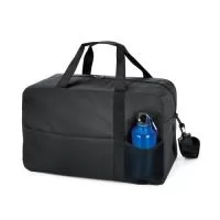 Bolsa esportiva em 600D, com fundo de placa semi-rígida. Possui um bolso frontal com zíper, bolso em tela mesh e alça de ombro ajustável, com reforço. Squeeze não incluso. Capacidade até 29 L.  Dimensões do produto: 460 x 290 x 220 mm
