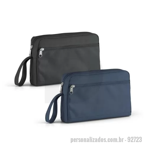 Bolsa multifunções personalizada - Bolsa de cosméticos em 300D com pega e bolso frontal com zíper. 240 x 160 x 55 mm
