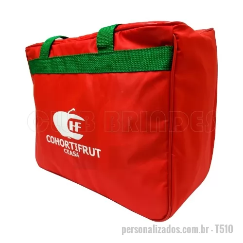 Bolsa térmica personalizada - Bolsa Térmica com capacidade para 18 litros com alça dupla de mão. Disponível em várias cores. Gravação da Logomarca em até 3 cores já inclusa.  Tamanho: 36 cm X 28 cm X 18 cm. Revestimento externo: Nylon 70. Revestimento interno: PVC Laminado. Acabamento: Vivo. Alça: Dupla de Mão.