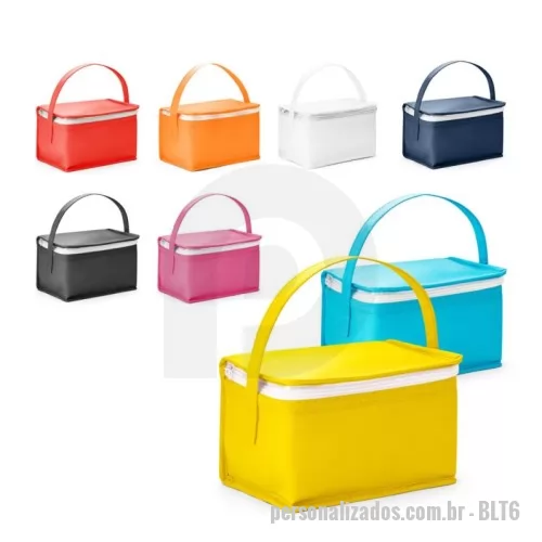 Bolsa térmica personalizada - Bolsa térmica – BLT6 Personalizada Bolsa térmica em non-woven (80 g/m²) com capacidade até 3 L. Certificação EU Food Grade. 180 x 140 x 130 mm. Com Personalização ultra digital colorida.