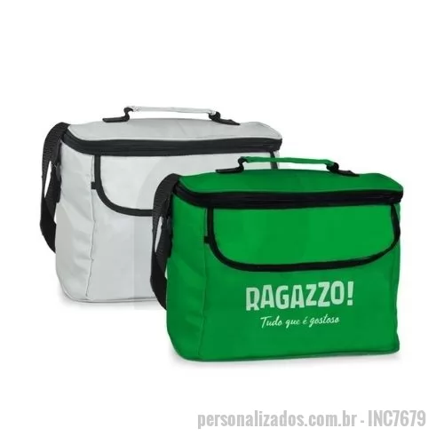 Bolsa térmica personalizada - Bolsa térmica personalizada possui alça transversal regulável (não removível). Todos nossos produtos são de fabricação própria podendo ser alterado, medidas, materiais, cores e detalhes do produto. Tambem personalizamos o item como preferir, trabalhamos com diversos metódos de gravação, proporcionando uma linda apresentação do produto. Faça já seu orçamento e receba um atendimento personalizado