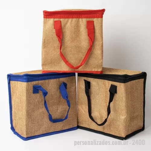 Bolsa térmica personalizada - Confeccionada em linho, esta bolsa térmica com capacidade de até 17 litros, alia a durabilidade com a sustentabilidade, além de possuir uma textura fresca e natural.