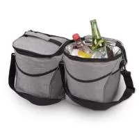 Bolsa térmica, capacidade 11 litros, tecido nylon poliéster 300D (cinza), bolso frontal, dois bolsos laterais, alça de ombro ajustável, alça de mão, parte interna de alumínio soldada / retém liquido, cor cinza, gravação bolso frontal.