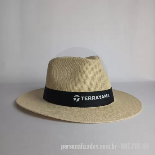 Boné personalizado - Premium com bordado. Boné com a sua marca bordada ou em silk até 3 cores. Também em brim ou tactel, com silk ou sublimação. Para equipes, eventos, lojas e kits de boas-vindas. Pedido mínimo: 100 peças. Atendimento direto, arte criada pelo nosso estúdio sem custo no pedido fechado e envio para todo o Brasil. Prazo a partir de 15 dias úteis após a aprovação da arte e o pagamento.