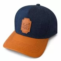 Boné americano Personalizado – Direto da Fábrica Boné Tamericano personalizado, ideal para empresas, eventos, campanhas promocionais, ações de marketing, agronegócio, uniformes e brindes corporativos.  Produzido com materiais de alta qualidade, possui frente estruturada e tela traseira que proporciona maior ventilação e conforto. Personalização de acordo com a identidade visual da sua empresa, com diversas opções de cores, tecidos e acabamentos.  **Personalização disponível:**  * Bordado computadorizado * Aplicação de logomarca * DTF e outros acabamentos * Diversas combinações de cores * Produção personalizada conforme o projeto do cliente  **Produção própria e atendimento para todo o Brasil.**  Solicite uma cotação e desenvolva seu boné personalizado diretamente com nossa fábrica.