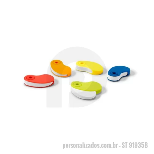 Borracha escolar personalizada - Borracha Escolar Personalizada, Material Capa protetora em Plástico, Cores Azul, Vermelho, Amarelo, Laranja e Verde Claro, Dimensões 5,5 x 3,3 x 1,3 cm