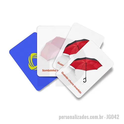 Brinquedo personalizado -  Jogo da Memória personalizado! Com 26 cartas de papel couché 300g, cada uma impressa em cores vivas, oferecemos um produto verdadeiramente único. Adicione um toque especial com designs exclusivos, tornando cada partida uma experiência única e memorável.