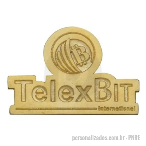 Broche personalizado - Broche produzido em metal fundido ZAMAC, com recorte especial, esmaltação prata, bronze ou dourado, com personalização em baixo relevo e aplicação de resina colorida.