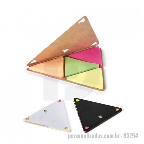 Caderneta personalizada - 4 blocos adesivados triangulares com 25 folhas cada e com capa em cartão. 91 x 91 mm