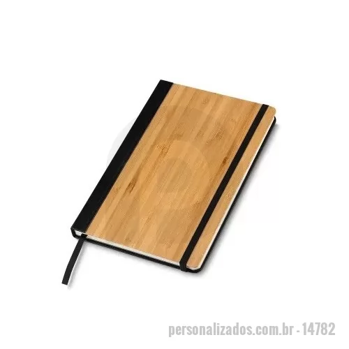 Caderno ecológico personalizado - Caderneta com capa em bambu miolo pautado com detalhes de sintético na capa. Possui aproximadamente 72 folhas, elástico para lacre e marcador de página em cetim. 