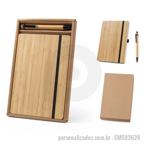 Caderno ecológico personalizado - Conjunto de caderno A5 e esferográfica em bambu. O caderno de capa e contracapa em placa de bambu e lombada em poliéster 100% reciclado (100% rPET). Interior contém 96 folhas pautadas com papel reciclado. Suporte para esferográfica (inclusa) e elástico para fecho do caderno. Esferográfica em bambu e escrita em preto. Fornecido em caixa presente de oferta de papel kraft reciclado. A cor e o resultado da impressão nos materiais naturais pode variar entre produtos. Caderno: 140 x 210 mm | Esferográfica: ø11 x 138 mm | Caixa de oferta: 160 x 255 x 18 mm
