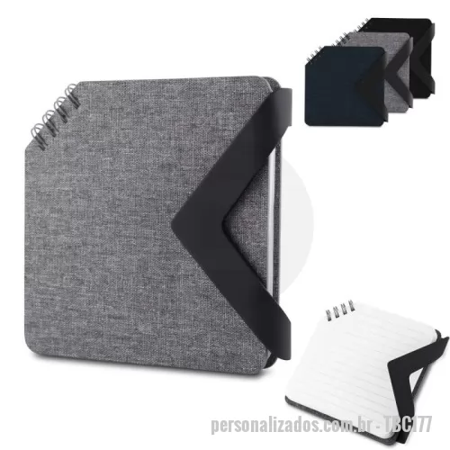 Caderno ecológico personalizado - Mini caderno com capa em RPET e fecho magnético em PU, miolo bege composto por 70 folhas pautadas em papel 100g/m².