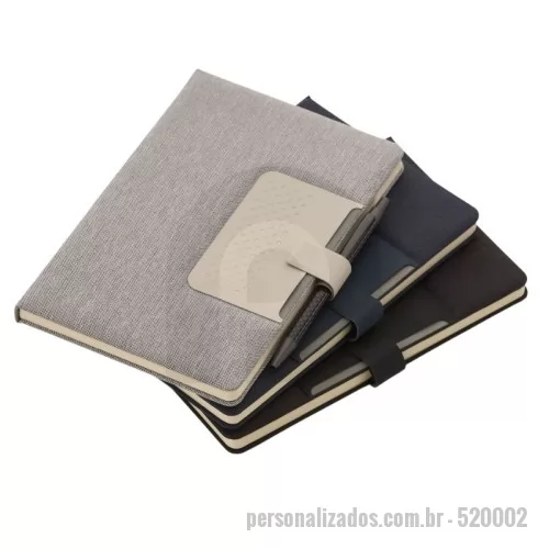 Caderno personalizado - Caderno de anotações com suporte para caneta, fechamento magnética, capa dura em material sintético, miolo 80 folhas pautadas na cor bege. NÃO ACOMPANHA CANETA.