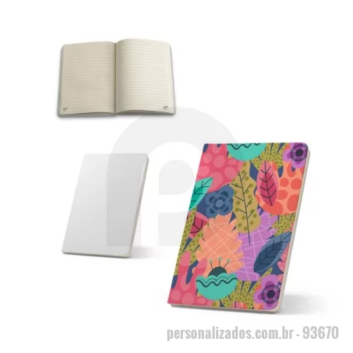 Caderno personalizado - Caderno A6 com capa dura, ideal para personalização em sublimação. O caderno em poliéster reciclado (100% rPET) 300D tem 160 páginas pautadas cor de marfim (70 g/m²) em papel 100% reciclado. 145 x 105 mm