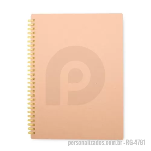 Caderno reciclado personalizado - Caderno com capa em kraft e encadernação em espiral feita em plástico. Conta com aproximadamente 80 folhas brancas com pautas.