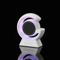 Caixa de som com luminária. Possui 8 modos de iluminação, opera nos modos bluetooth, rádio FM e TF (cartão MicroSD).