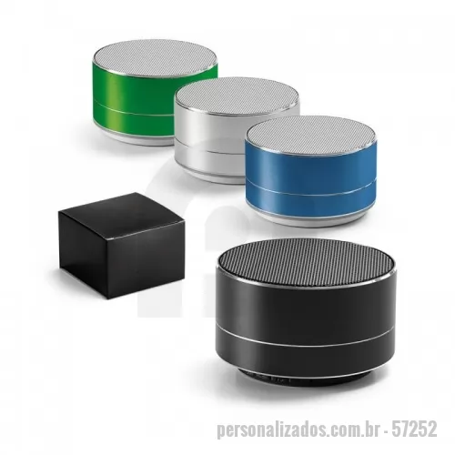 Caixa de som personalizada - Caixa de som com microfone em ABS e acabamento emborrachado. Transmissão por bluetooth e leitor de cartões TF. Com 3W/4? e autonomia até 2h. Função para atender chamadas, controle de volume e conexão à playlist do dispositivo móvel. Incluso cabo USB / micro USB para carregar.