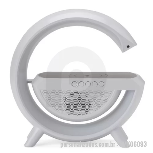 Caixa de som personalizada - Caixa de som com carregador por indução e luminária. Possui 6 modos de iluminação, opera nos modos bluetooth, rádio FM, auxiliar P2, USB e TF (cartão MicroSD). Para desfrutar do carregamento por indução (sem fio) é fundamental que o celular possua a tecnologia QI, o produto só armazena bateria para funcionamento próprio, para funcionar a indução precisa estar conectado a uma fonte de energia.