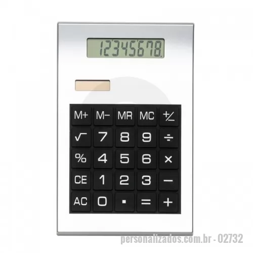 Calculadora personalizada -  Calculadora plástica prata de 8 dígitos com detalhes preto. Modelo solar, parte inferior preta e com borrachas anti-deslizantes. Acompanha uma bateria L1131.  Altura :  14,7 cm  Largura :  9,2 cm