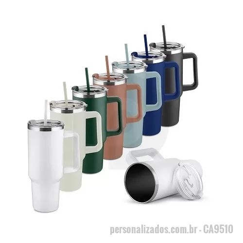 Caneca personalizada - Caneca térmica de 1,3 litros em inox reciclado com parede dupla (interno 304, externo 201), acabamento em pintura a pó, tampa e canudo em plástico PP na cor do produto.
