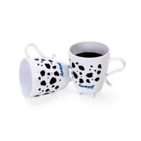 Caneca de vaca personalizada, confeccionada em PP, possui boa área de impressão e possui formato personalizado de vaca. Brinde de baixo custo ideal para ações de marketing.