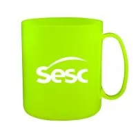 Capacidade de 400 ml. Caneca Redonda fabricado em Plástico Premium (PP) atóxico, cores vivas, acabamento impecável e resistente a microondas e máquina de lavar.