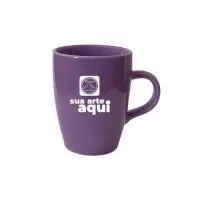 Caneca de porcelana. 230ml Medidas aproximadas: ø 8cm x 9,5cm Alt.