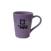 Caneca de porcelana. 250ml Medidas aproximadas: ø 8cm x 9,5cm Alt.