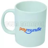 Caneca de Porcelana Reta Branca 300 ml. Gravação da logomarca em 1 cor já inclusa.