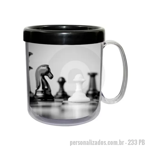 Caneca térmica personalizada - Capacidade para 300ml. Caneca plástica, atóxica, composta por três partes, um corpo cristal transparente em Plástico Premium (PS Cristal), um refil colorido em Plástico Premium (PP) e um refil de papel com impressão digital preto e branco. Dupla parede que conserva por mais tempo a temperatura.
